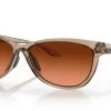 Oakley Pasque Prizm Color -Camping shops 1036003417 Oakley PasquePrizmColor SepiaWithPrizmBrownGraident Front