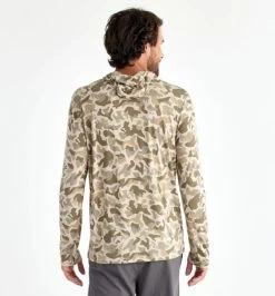 Bamboo Lightweight Hoody - Men's -Camping shops 1036005466 Freefly BambooLightweightHoody BarrierIslandCamo Mens Rear