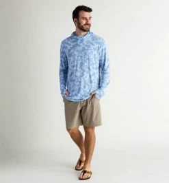 Bamboo Lightweight Hoody - Men's -Camping shops 1036005467 Freefly BambooLightweightHoody ClearwaterCamo Mens Front