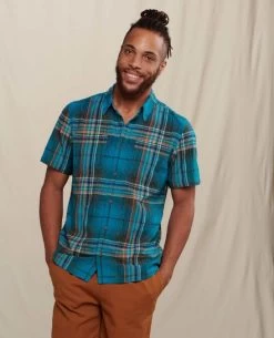 Smythy Short-Sleeve Shirt - Men's -Camping shops 1036006594 ToadandCo SmythyShortSleeveShirt Curacao Mens Front